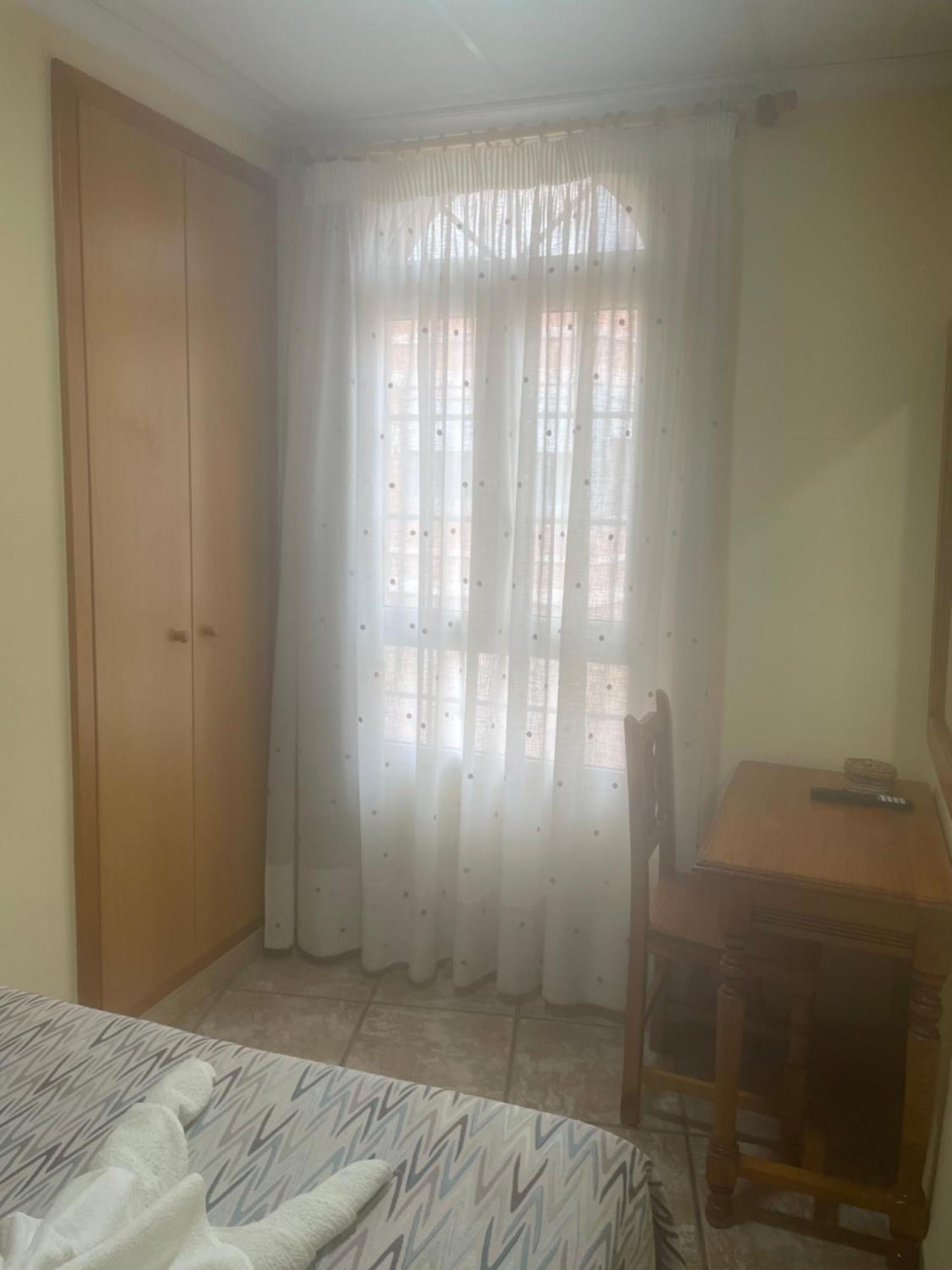 La Posá Villar del Arzobispo Exterior foto